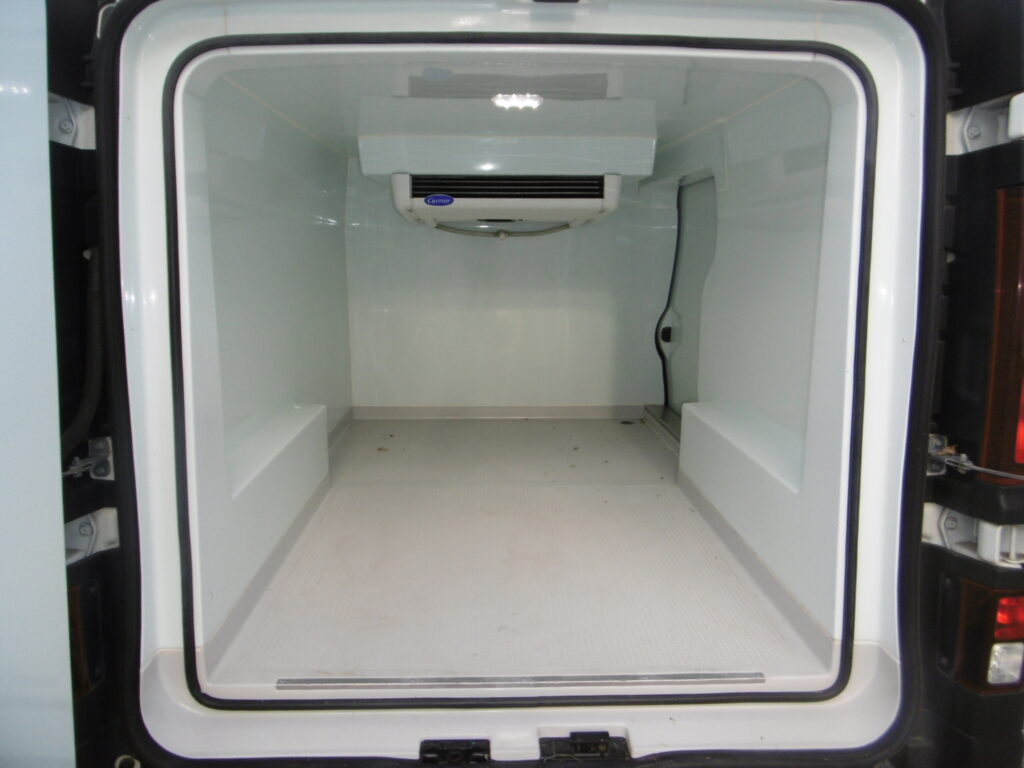 FJ-600-ZM6.jpg