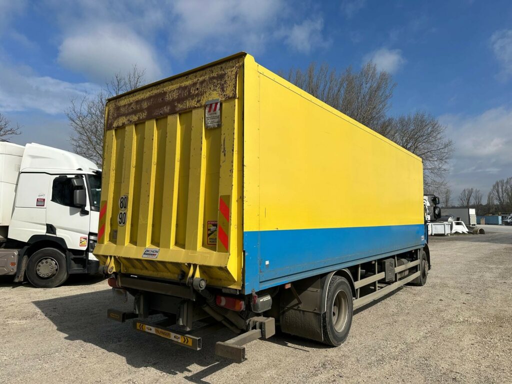 DB-884-JS3.jpg