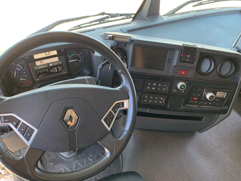 GQ-657-SH8.jpg