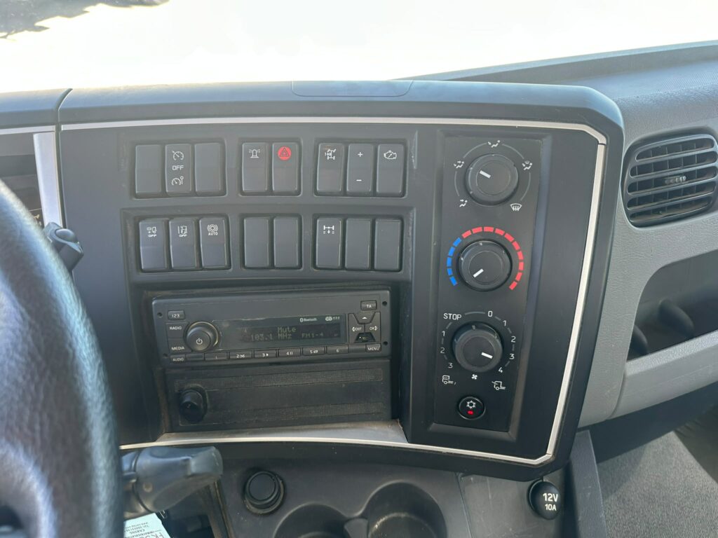 FR-529-AJ9.jpg