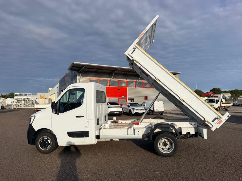 GW-225-AY9.jpg